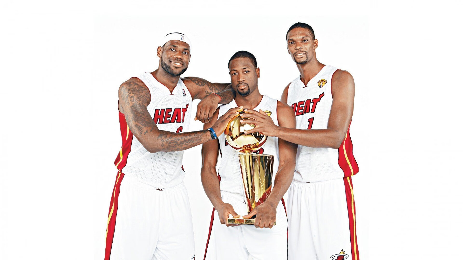 德甲冠军争夺进入冲刺阶段