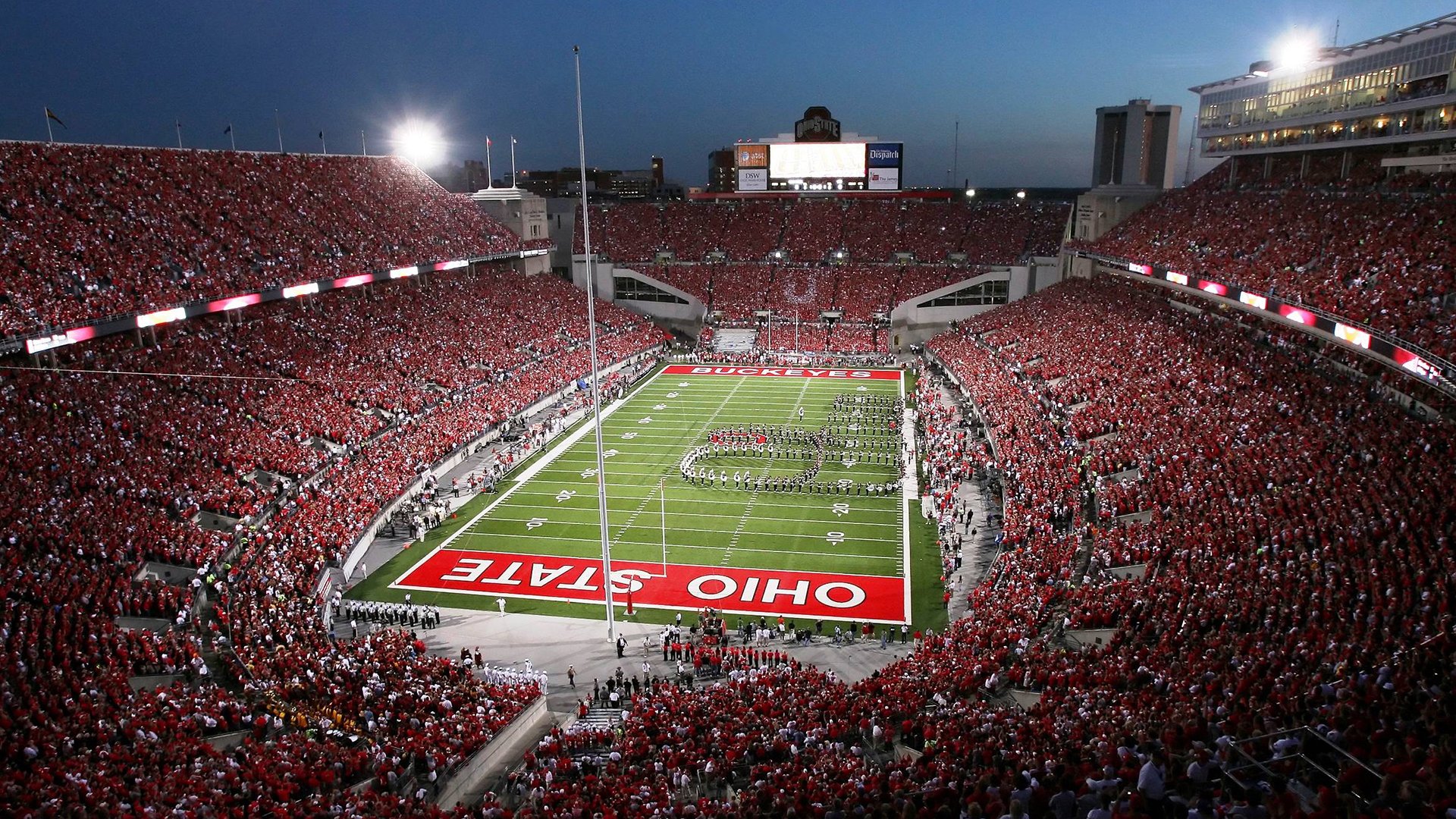 欧冠决赛下半场：替补前锋读秒绝杀 全场沸腾